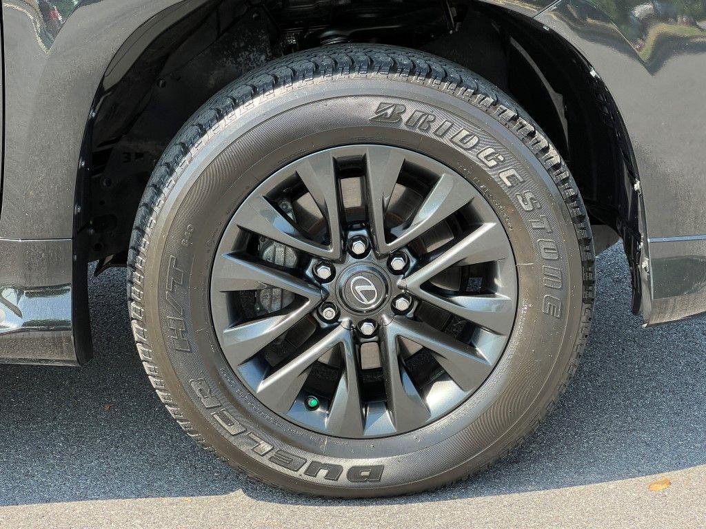 used 2022 Lexus GX 460 car, priced at $52,499