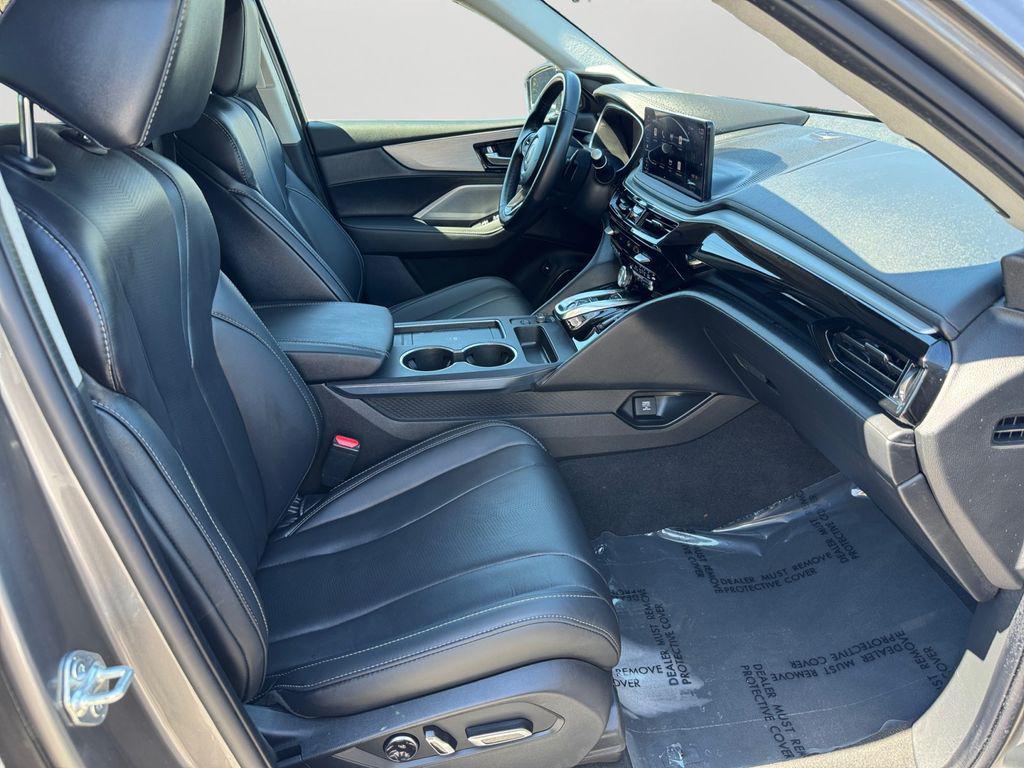 used 2025 Acura MDX car