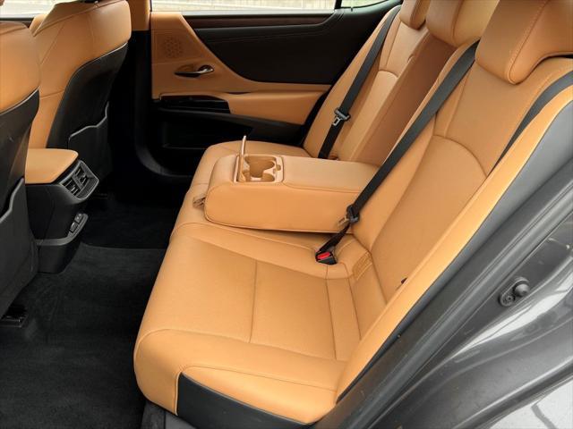 used 2024 Lexus ES 350 car, priced at $39,500