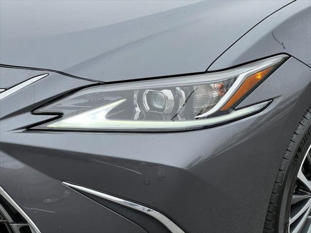 used 2024 Lexus ES 350 car, priced at $39,500