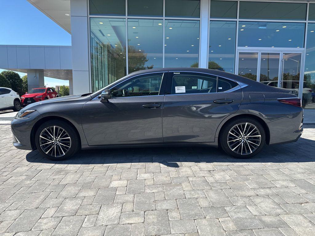 used 2024 Lexus ES 350 car, priced at $41,563