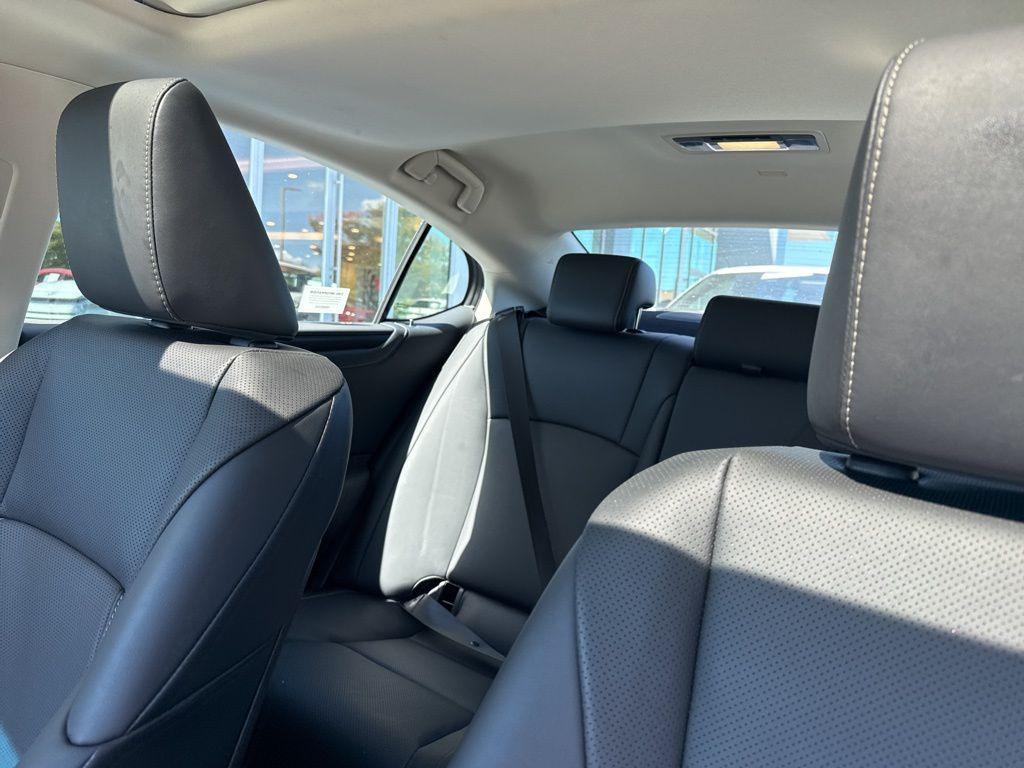 used 2024 Lexus ES 350 car, priced at $41,563