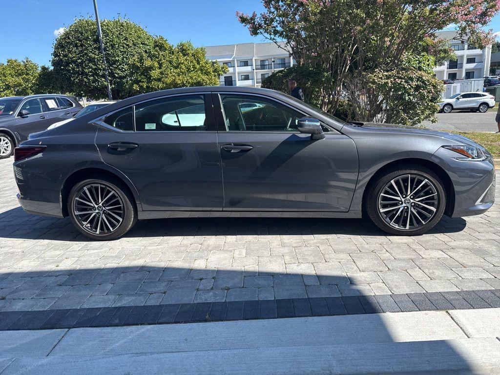 used 2024 Lexus ES 350 car, priced at $41,563