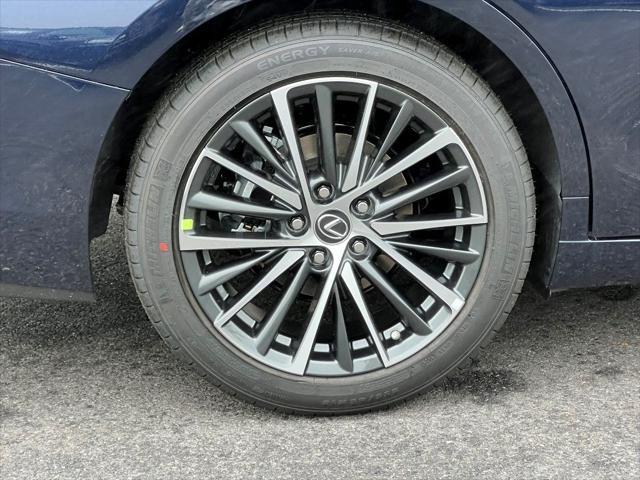 new 2025 Lexus ES 350 car, priced at $45,255