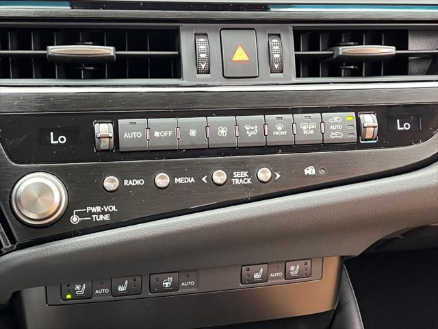 new 2025 Lexus ES 350 car, priced at $45,255