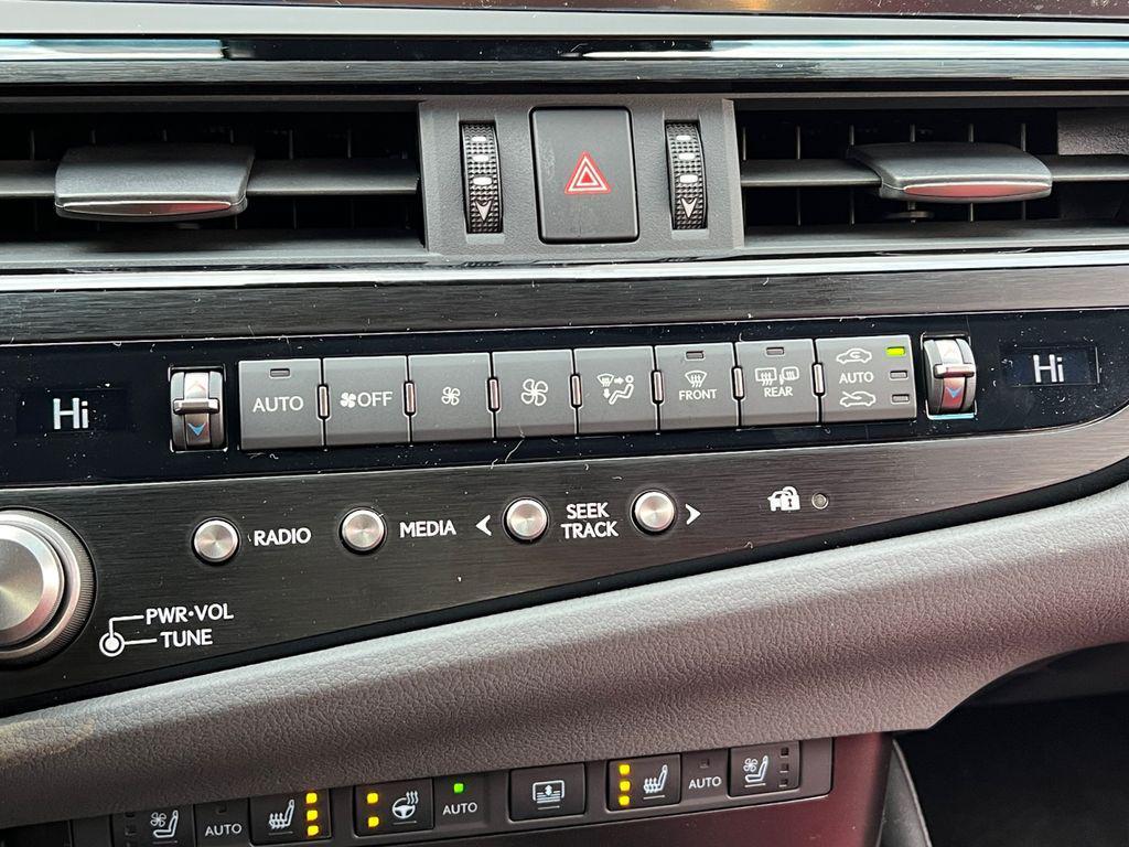 new 2025 Lexus ES 350 car, priced at $56,909