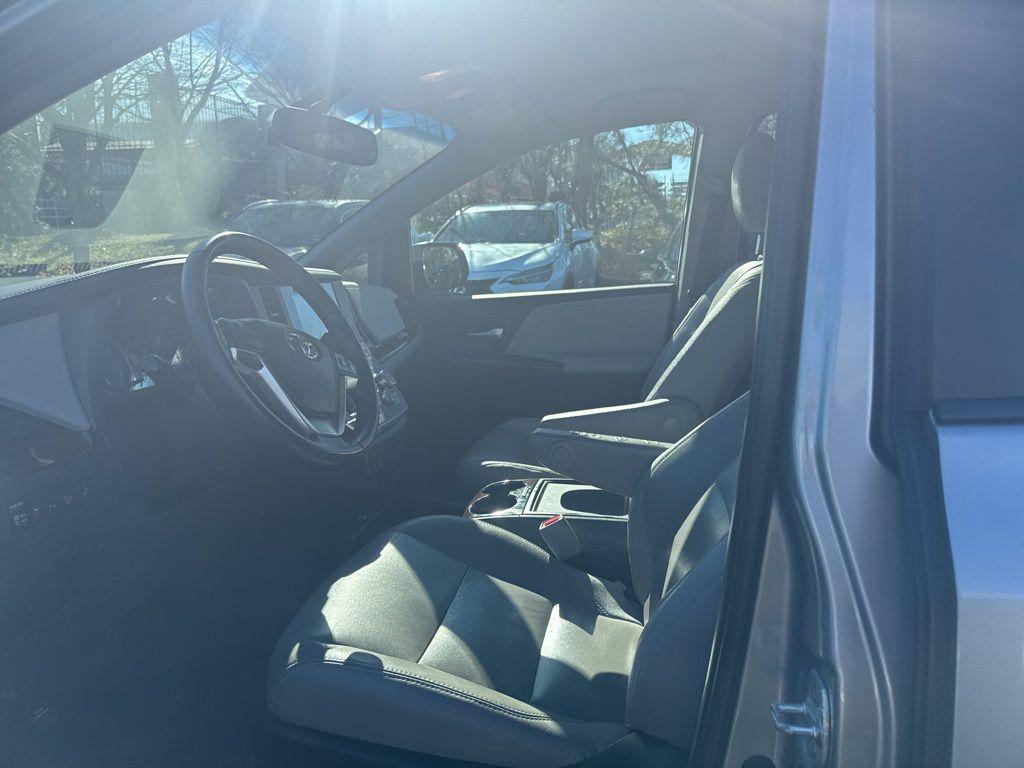 used 2017 Toyota Sienna car, priced at $22,345