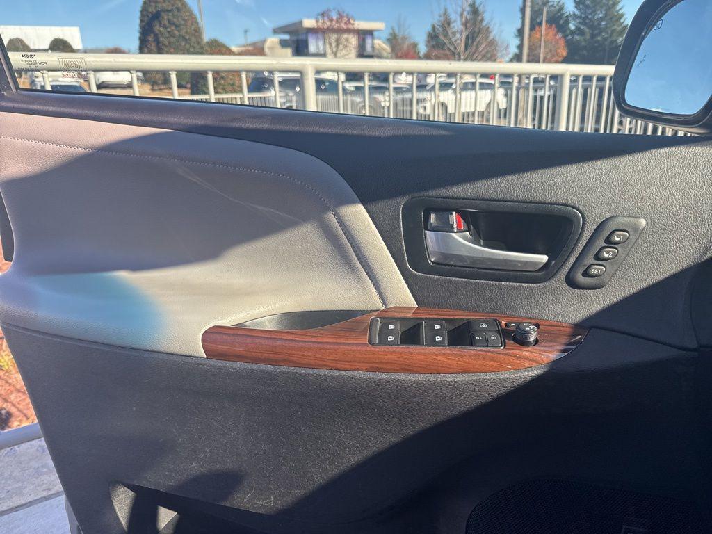 used 2017 Toyota Sienna car, priced at $22,345