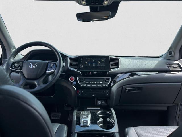 used 2022 Honda Pilot car, priced at $35,108