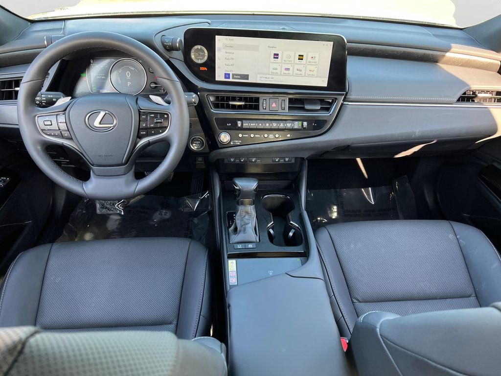 used 2023 Lexus ES 300h car, priced at $37,990