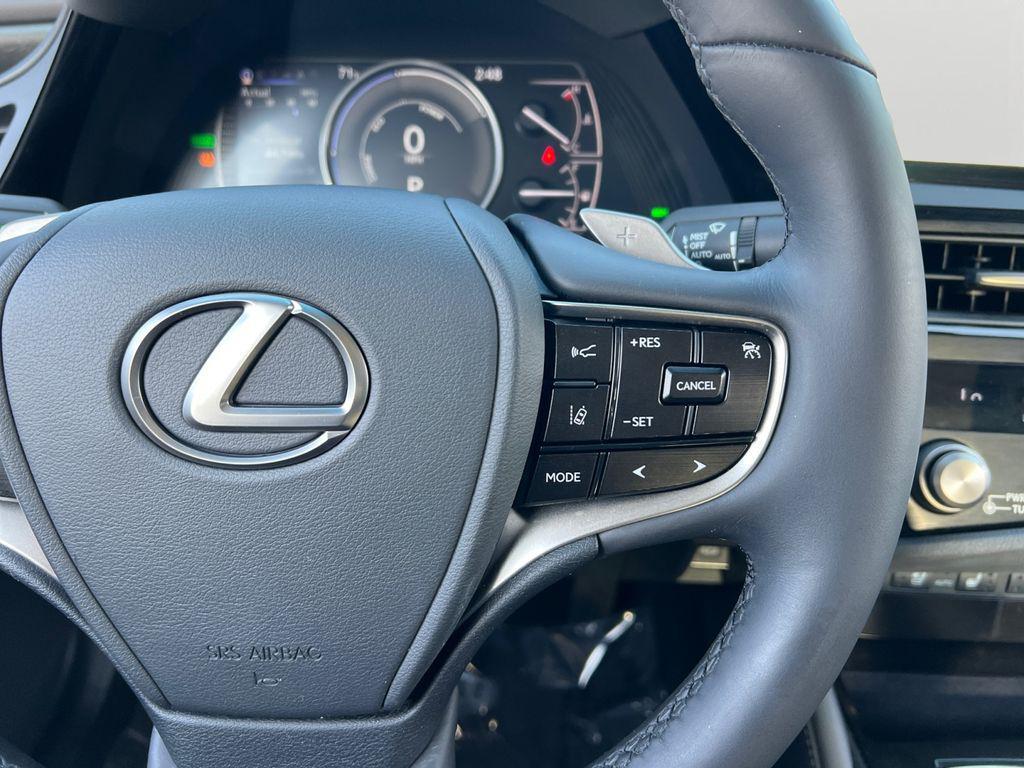 used 2023 Lexus ES 300h car, priced at $37,990