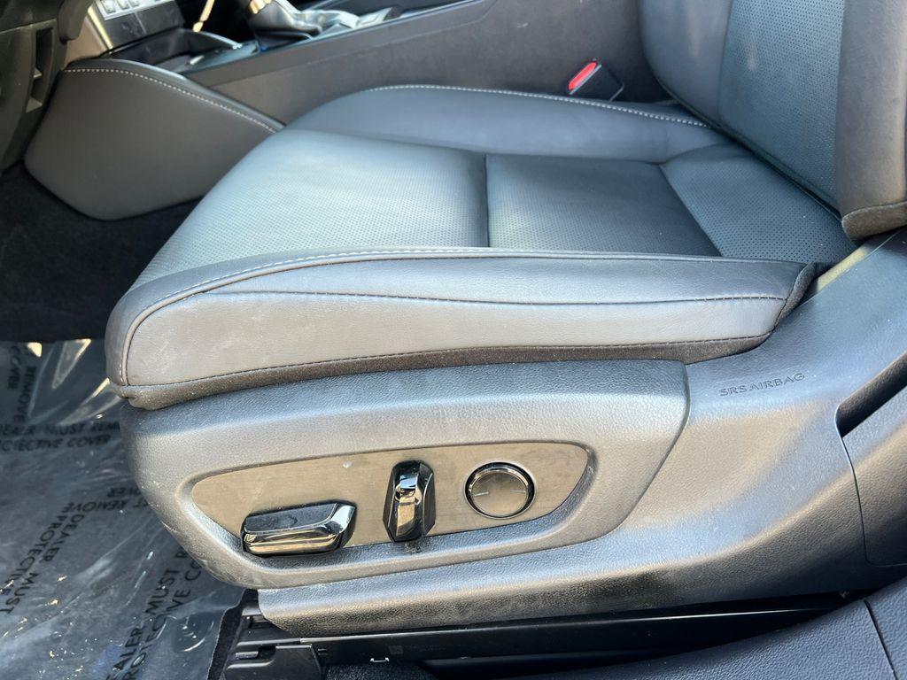used 2023 Lexus ES 300h car, priced at $37,990