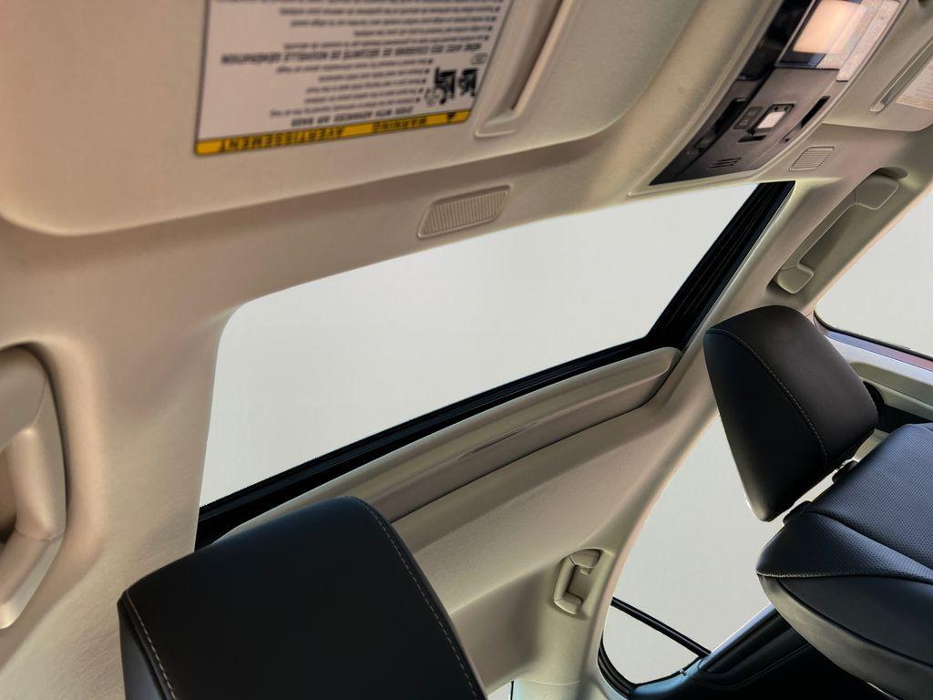 used 2023 Lexus ES 300h car, priced at $37,990