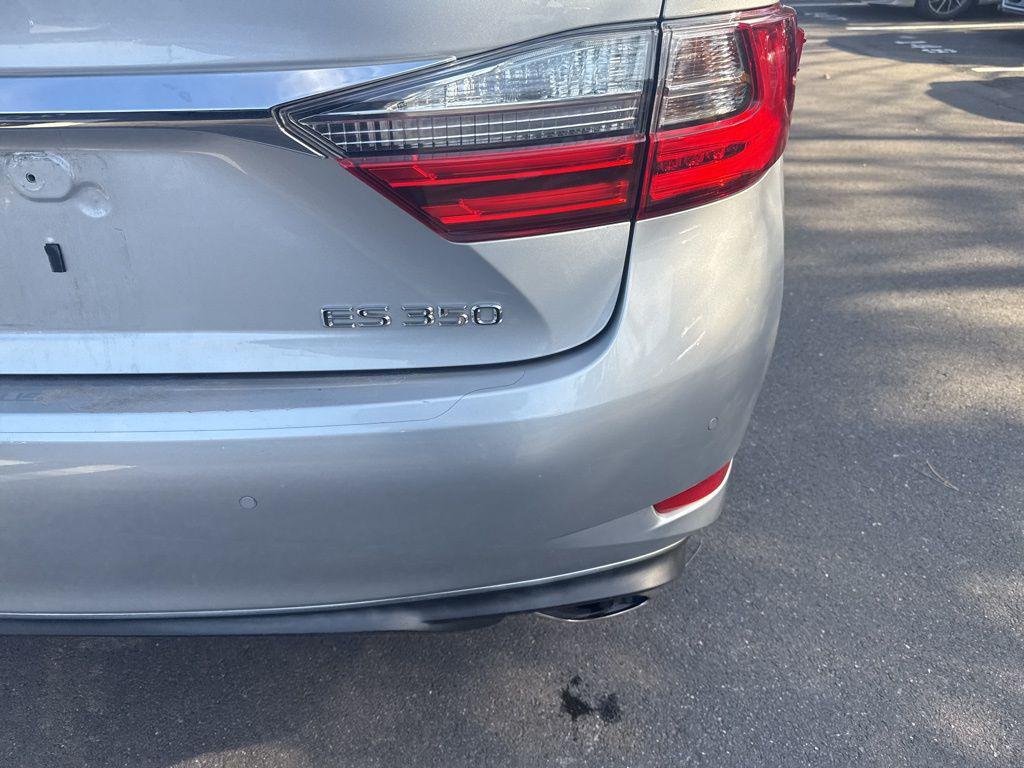 used 2016 Lexus ES 350 car, priced at $22,900