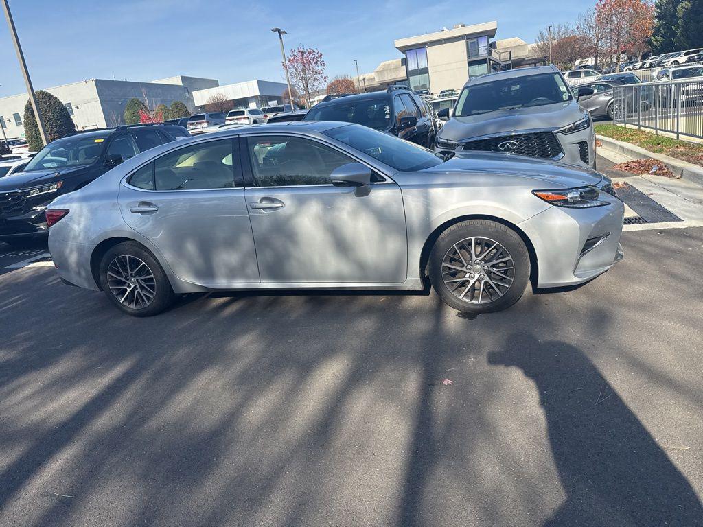 used 2016 Lexus ES 350 car, priced at $22,900