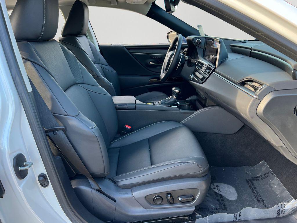 used 2024 Lexus ES 350 car, priced at $39,990