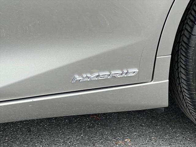 used 2019 Lexus ES 300h car, priced at $27,900