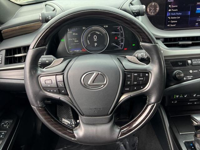 used 2019 Lexus ES 300h car, priced at $27,900