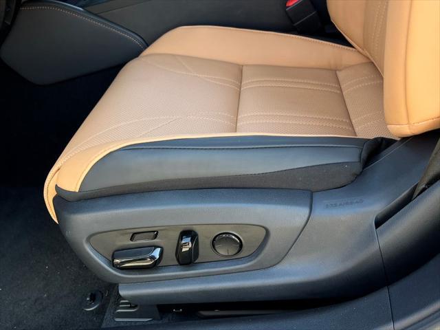 used 2025 Lexus ES 300h car, priced at $54,612