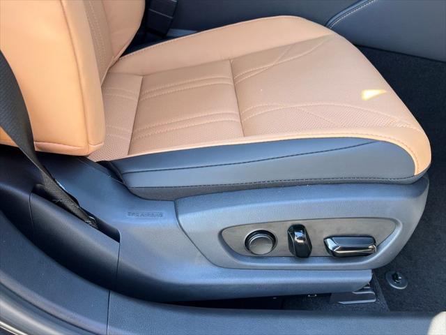 used 2025 Lexus ES 300h car, priced at $54,612