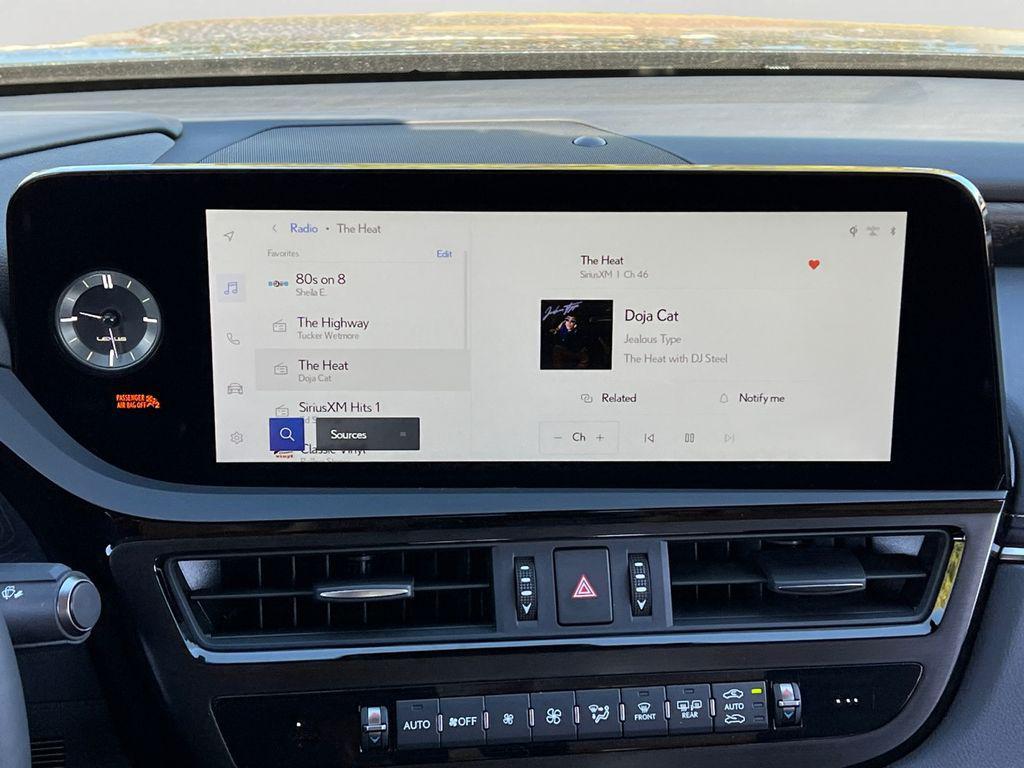 new 2025 Lexus ES 350 car, priced at $54,604