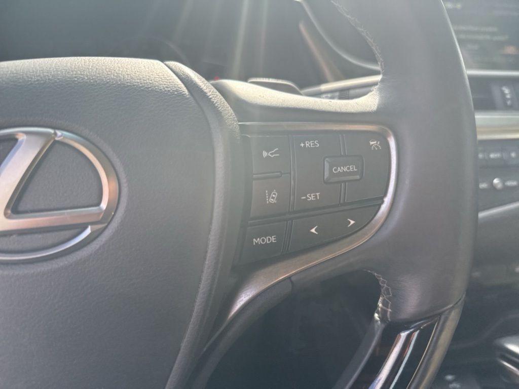 used 2021 Lexus ES 350 car, priced at $31,170