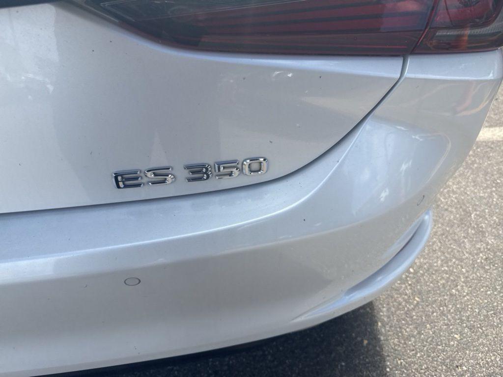 used 2021 Lexus ES 350 car, priced at $31,170