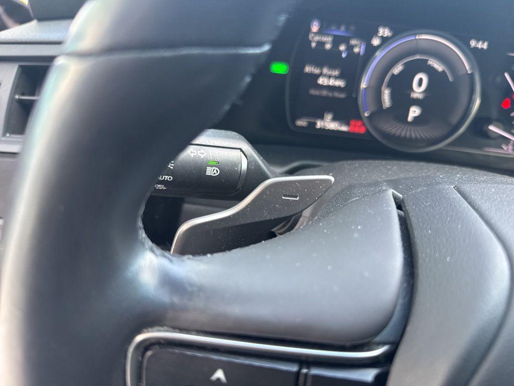 used 2022 Lexus ES 300h car, priced at $34,589