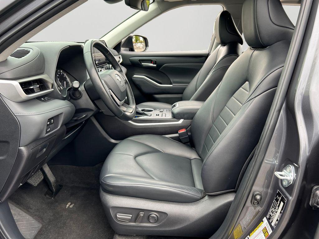 used 2023 Toyota Highlander car, priced at $35,223
