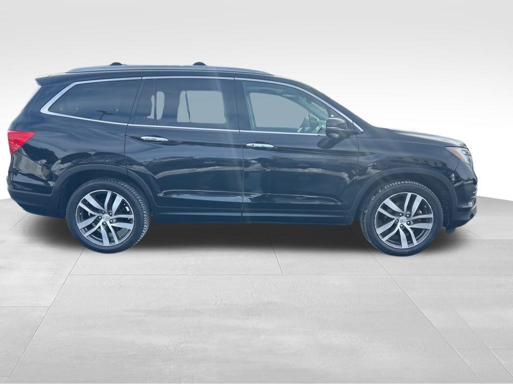 used 2016 Honda Pilot car, priced at $19,990