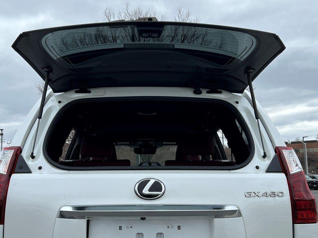 used 2022 Lexus GX 460 car, priced at $54,000