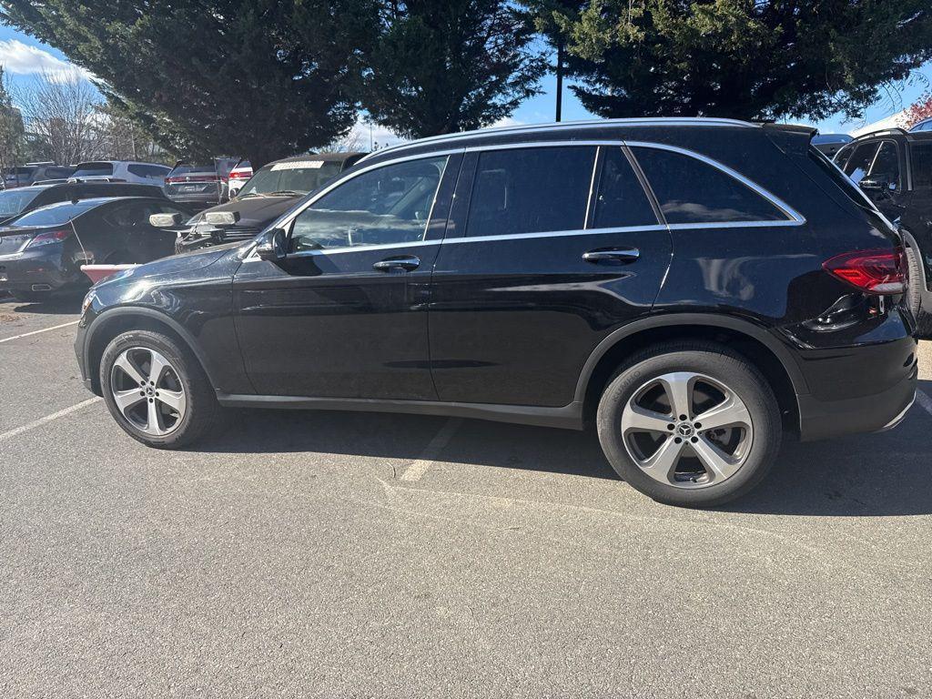 used 2022 Mercedes-Benz GLC 300 car, priced at $28,543