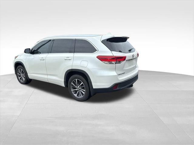 used 2018 Toyota Highlander car, priced at $24,990