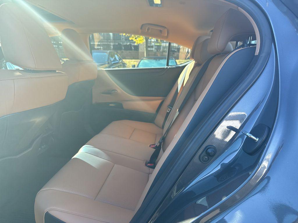 used 2024 Lexus ES 250 car, priced at $36,296