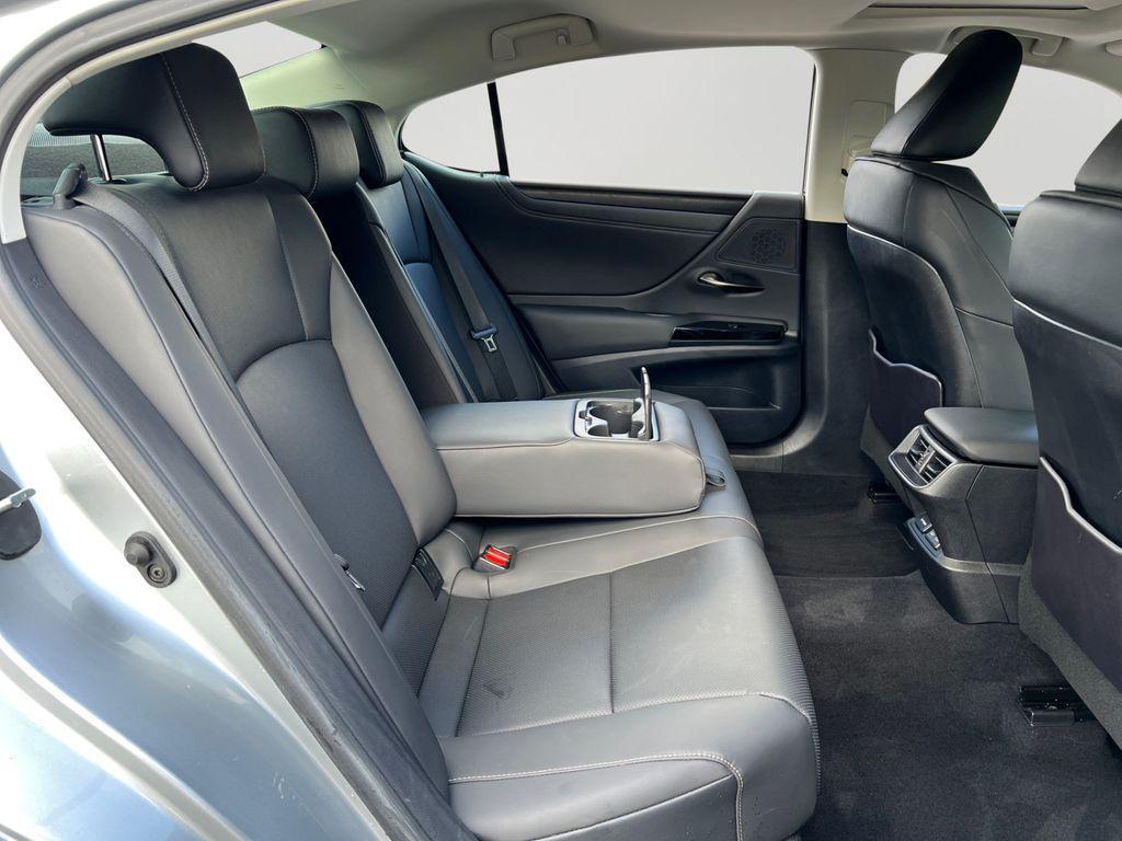used 2023 Lexus ES 350 car, priced at $35,990