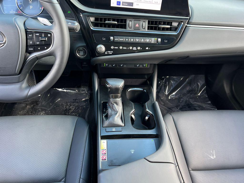 used 2023 Lexus ES 350 car, priced at $35,990