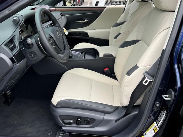 new 2025 Lexus ES 350 car, priced at $45,255