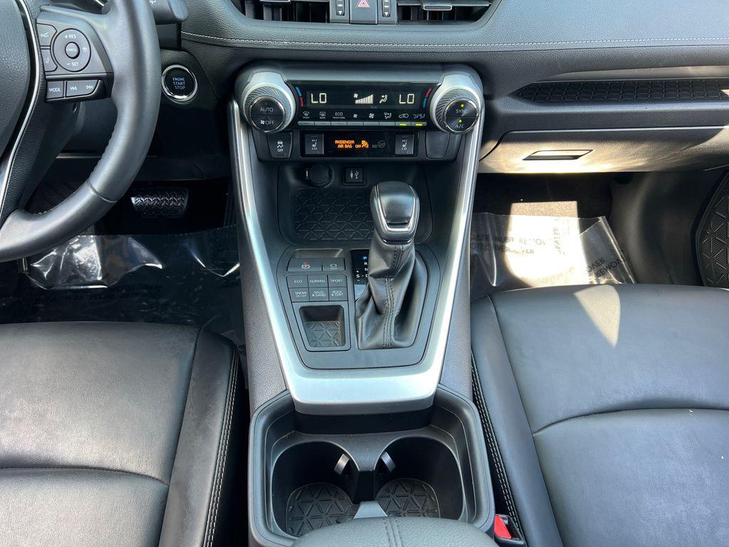 used 2019 Toyota RAV4 car, priced at $25,548