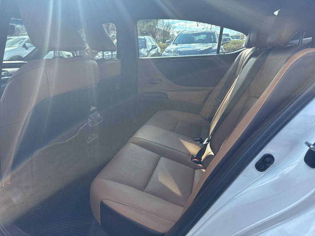 used 2021 Lexus ES 250 car, priced at $29,990