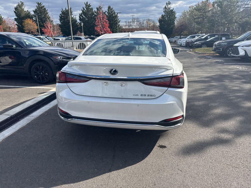 used 2021 Lexus ES 250 car, priced at $29,990