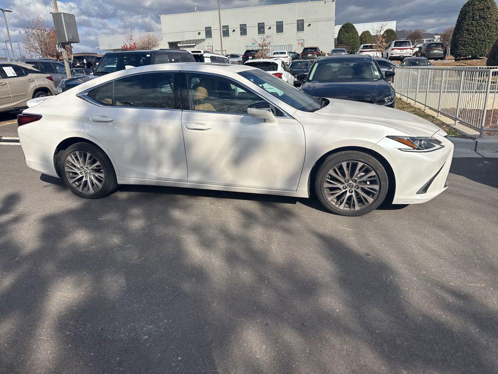 used 2021 Lexus ES 250 car, priced at $29,990