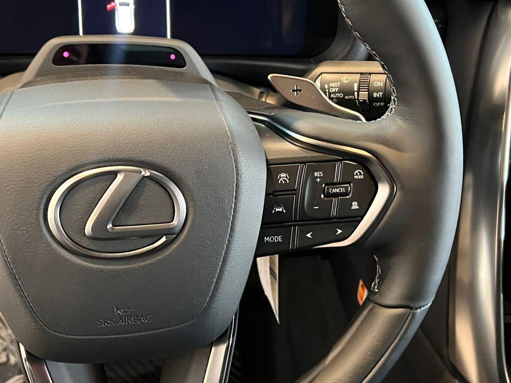 new 2025 Lexus LX 600 car, priced at $117,058