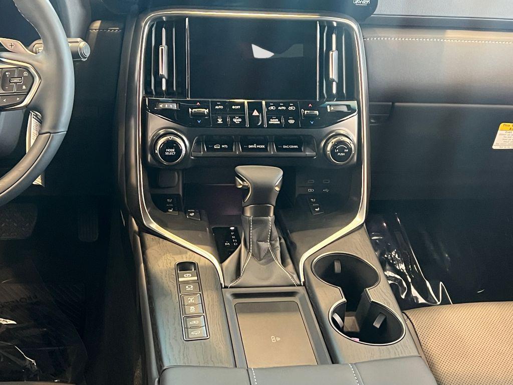 new 2025 Lexus LX 600 car, priced at $117,058