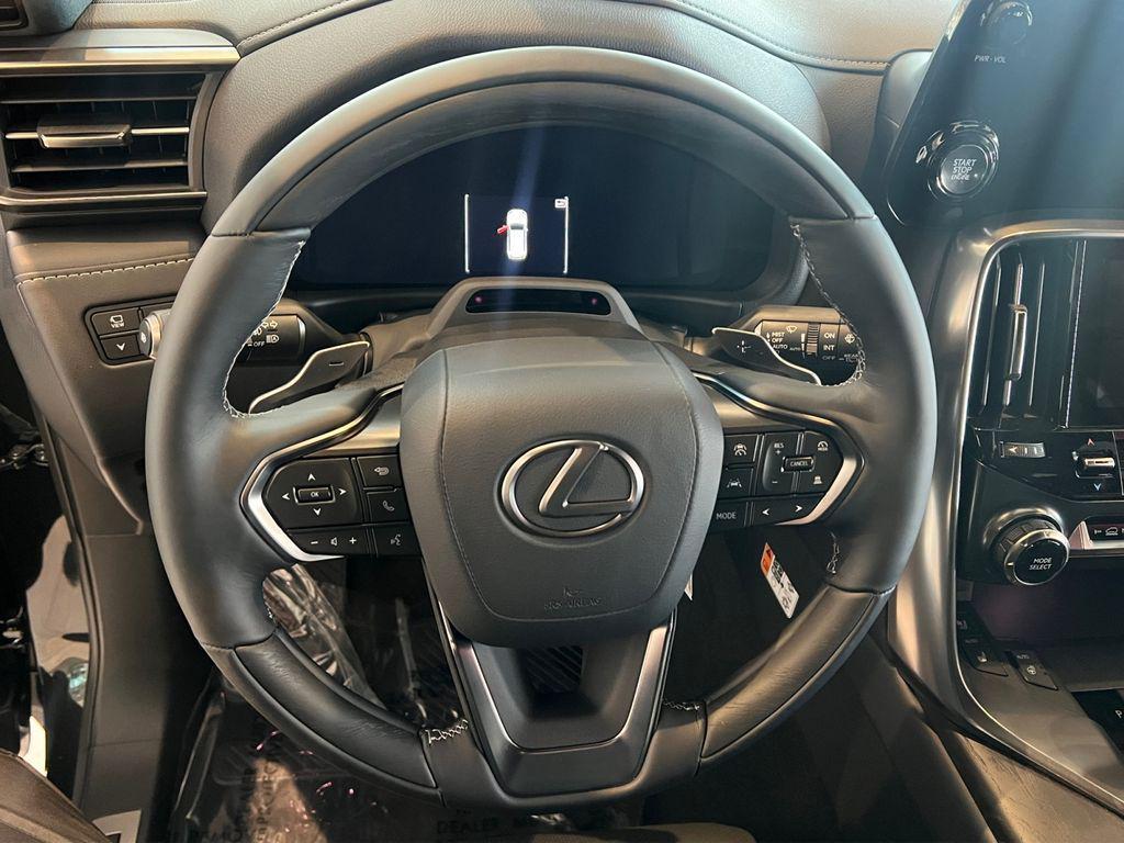 new 2025 Lexus LX 600 car, priced at $117,058