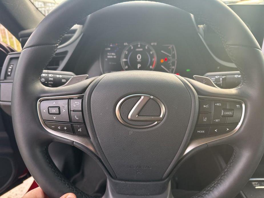 used 2023 Lexus ES 350 car, priced at $38,039