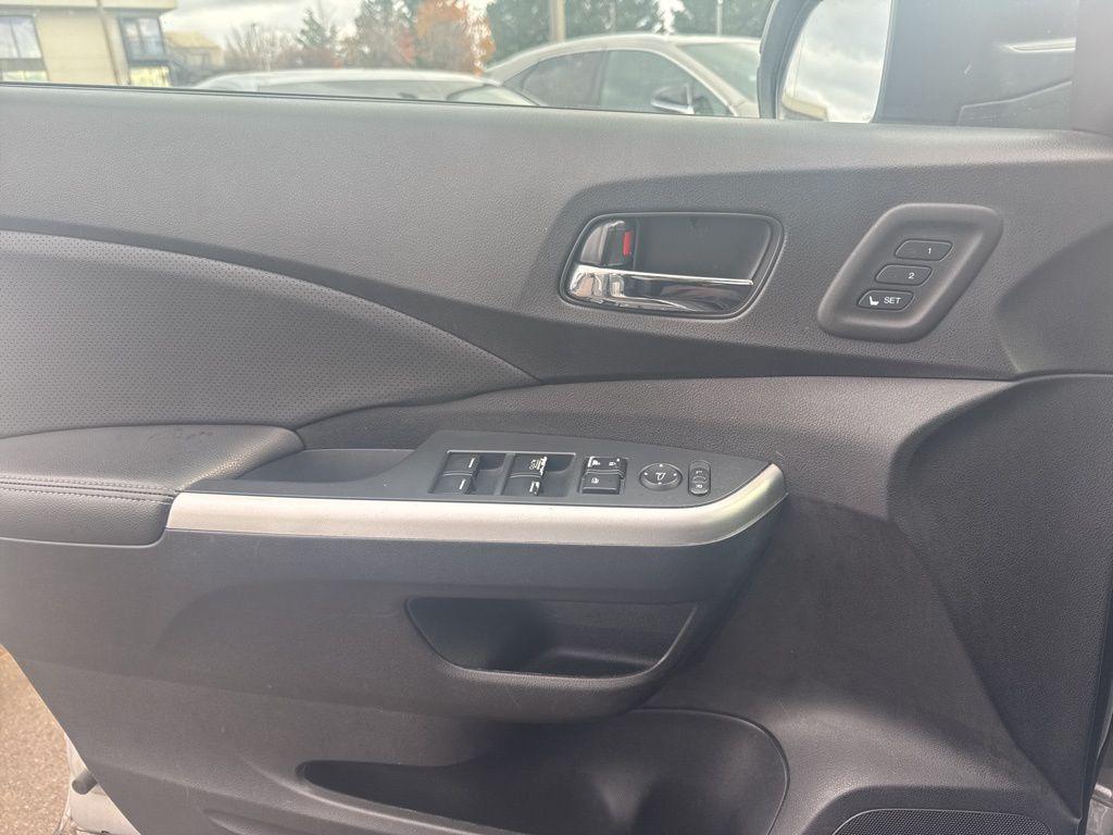 used 2015 Honda CR-V car, priced at $19,312