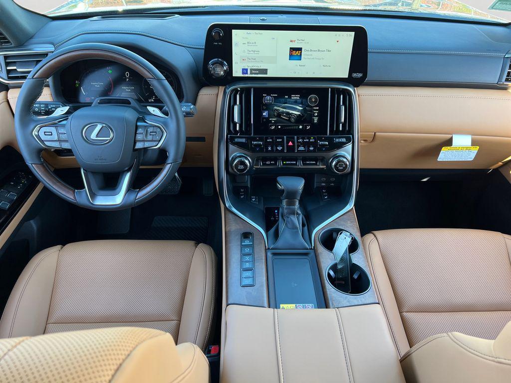 new 2025 Lexus LX 600 car, priced at $117,368