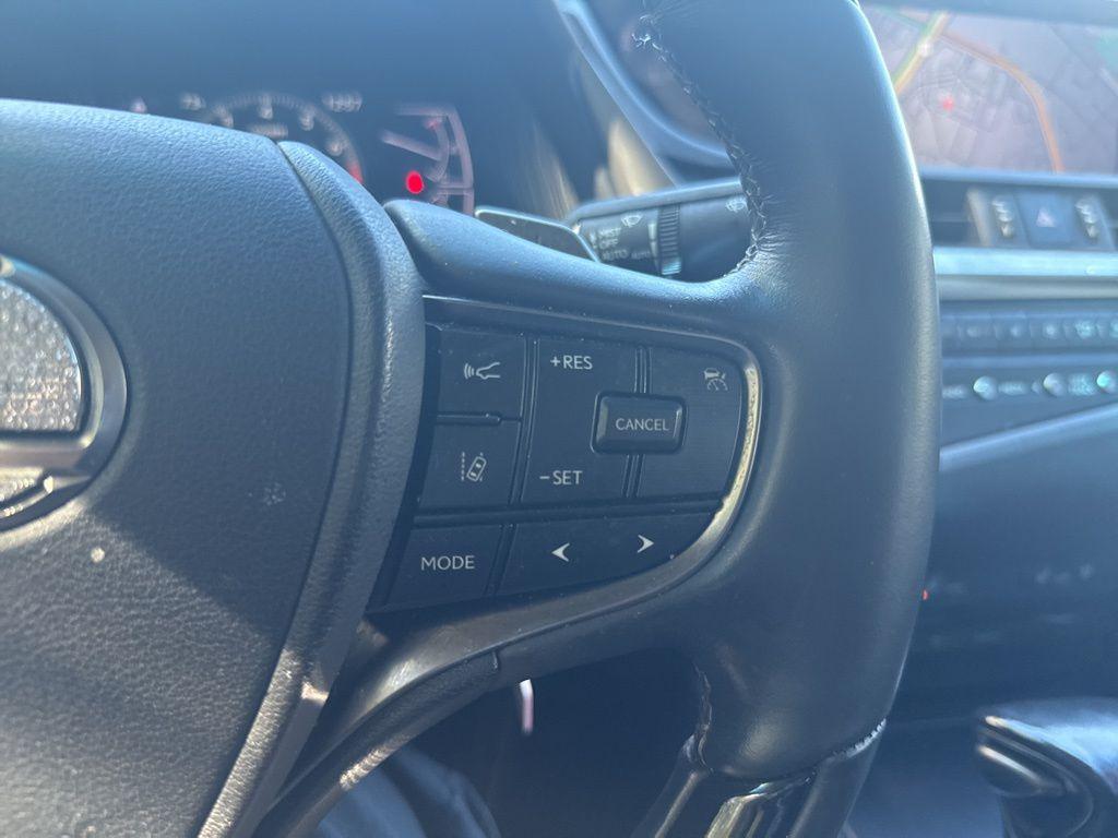 used 2021 Lexus ES 350 car, priced at $31,977