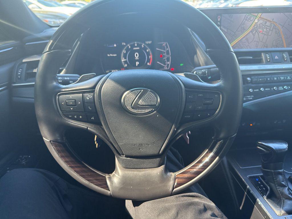 used 2021 Lexus ES 350 car, priced at $31,977