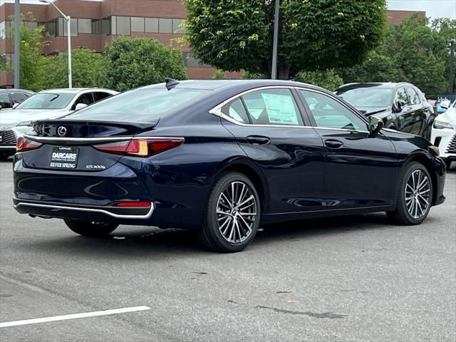 new 2025 Lexus ES 300h car, priced at $47,482